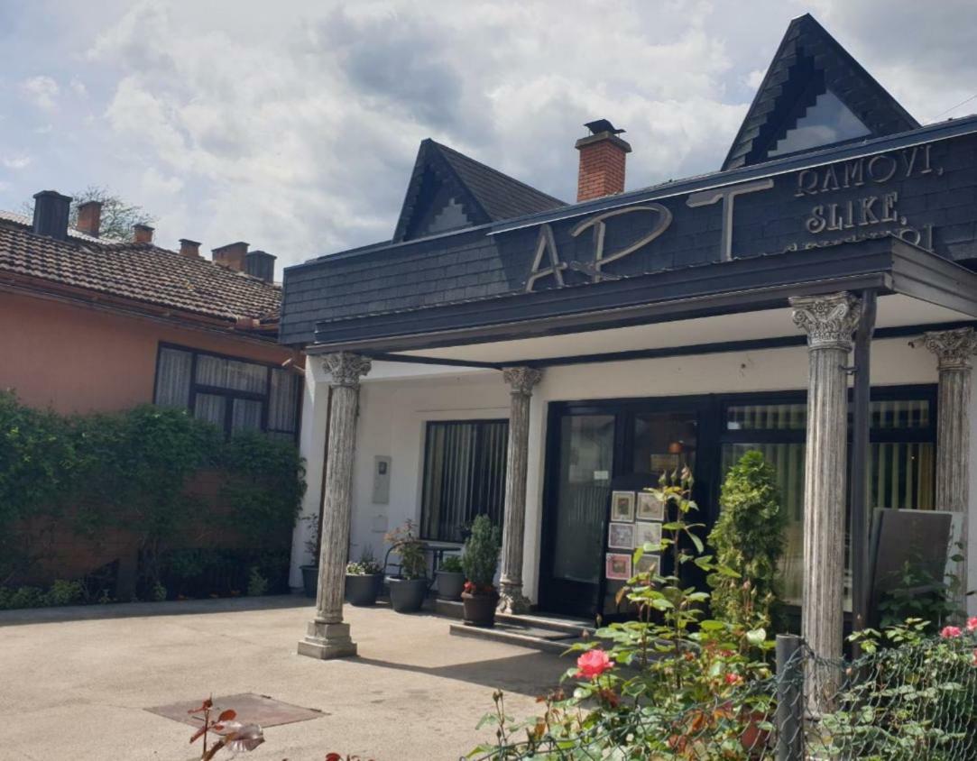 Apartman Art Bihać Exteriör bild